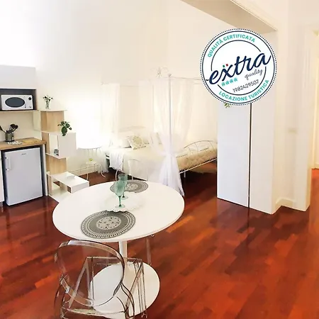 Dimora Alighieri - Centro Apartment Bari